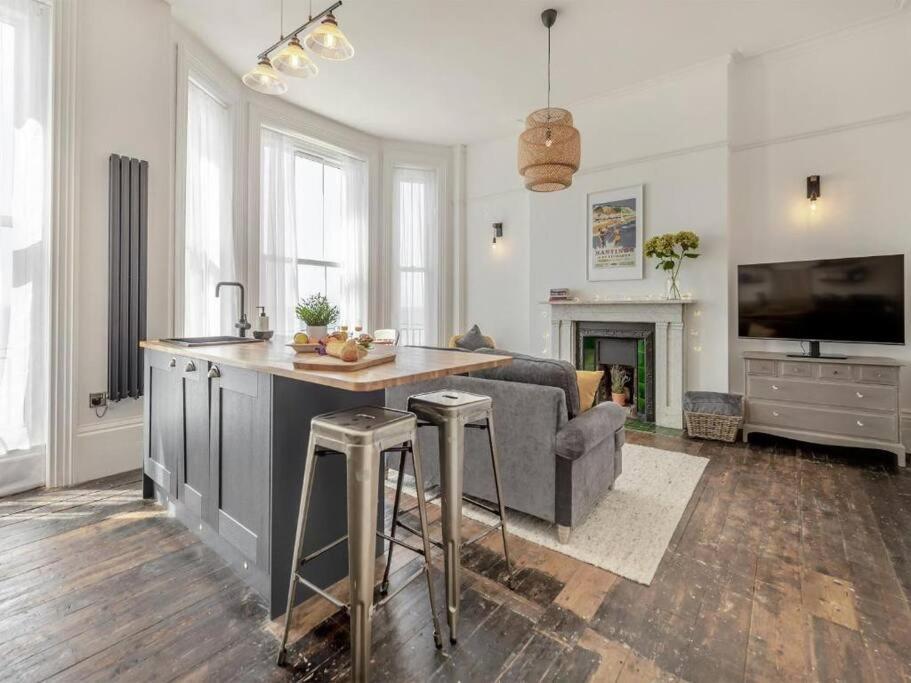 Beach Apartment Hastings Eksteriør billede